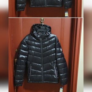 Tommy Hilfiger Men's Shiny Quilted Black Puffer Jacket With Logo SZ M